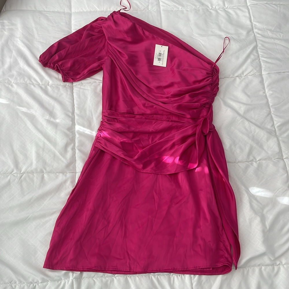 idem ditto Sash belted One shoulder dress